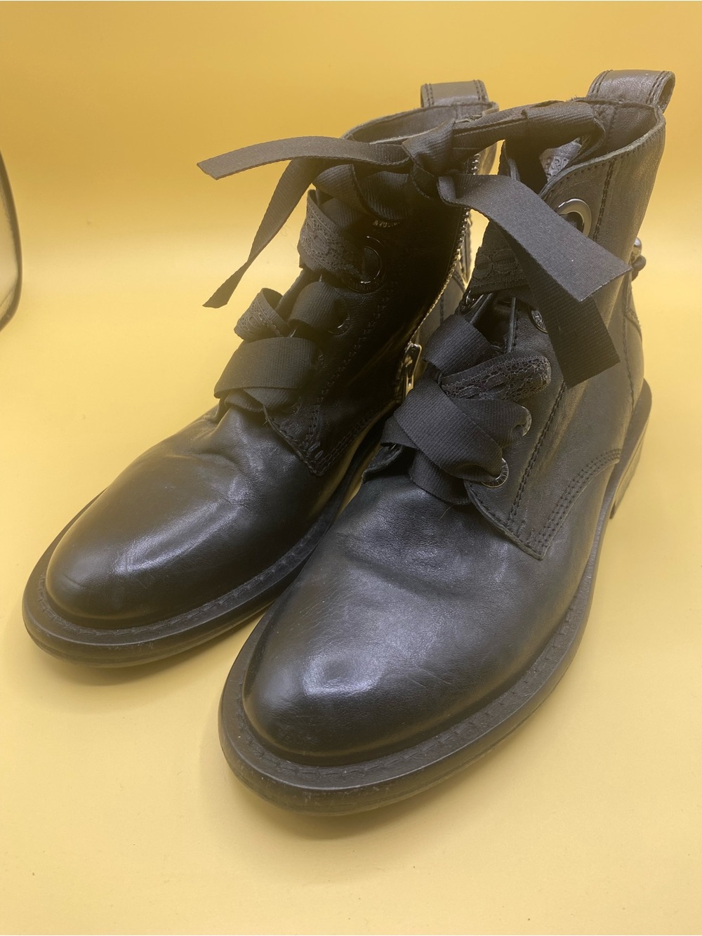 Zadig & Voltaire Black Leather Lace-Up Ankle Boots - Picture 4 of 4